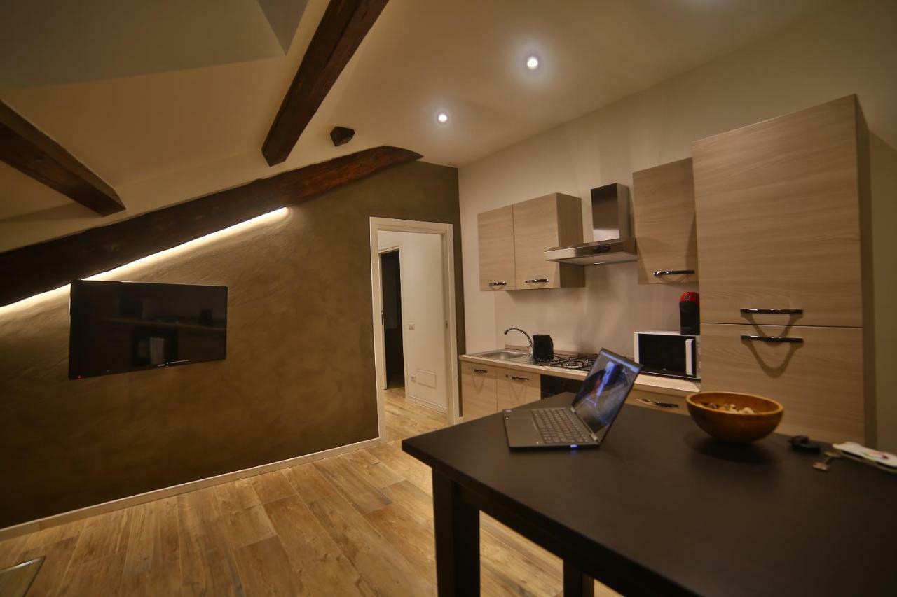 Moscova Attic Near Duomo Apartment Милано Екстериор снимка